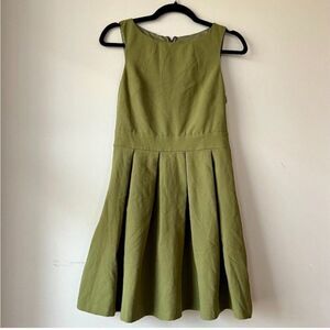 Sunny Girl ModCloth Green Pleated A-Line Mini Dress size large